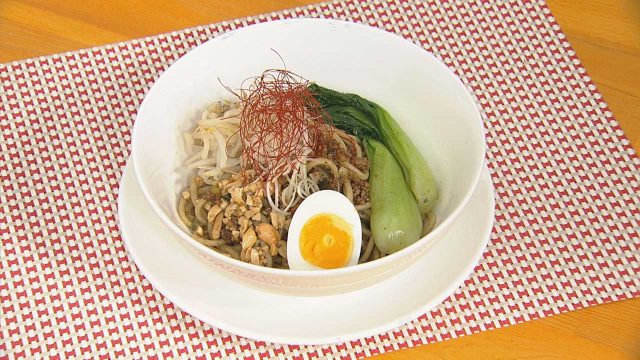 汁なし担々麺